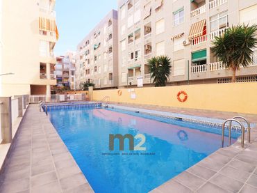 Apartament amb piscina en venda a Calle Urbano Arregui 27