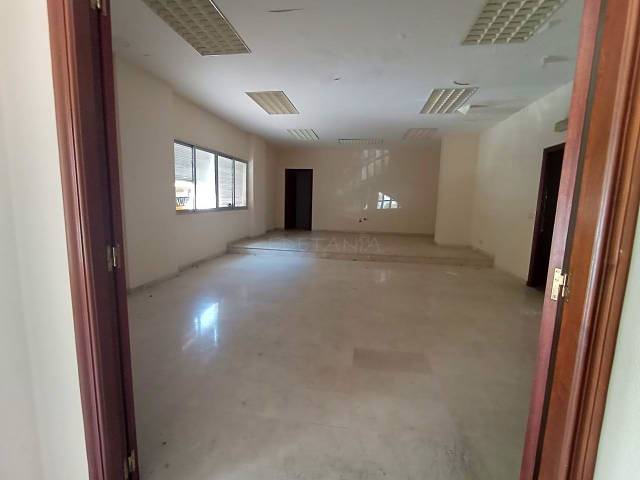 Local comercial en Alquiler en Carrer Pintor Sorolla en Moncada