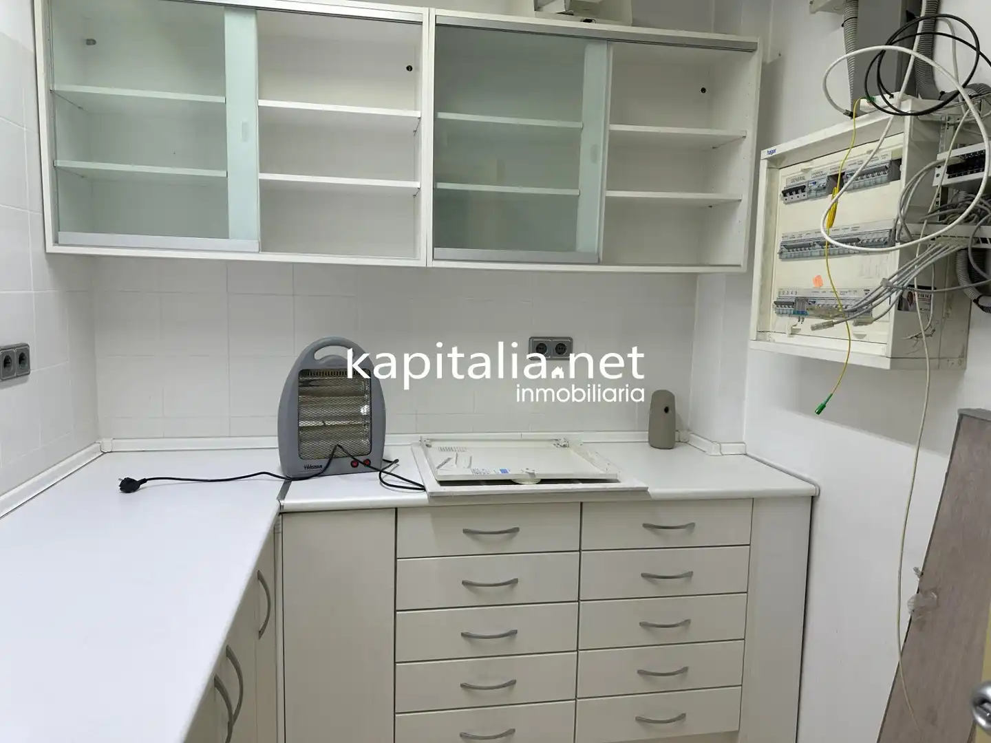 Locale commerciale in vendita a Sant Josep - Zona Hospital, imagen 10