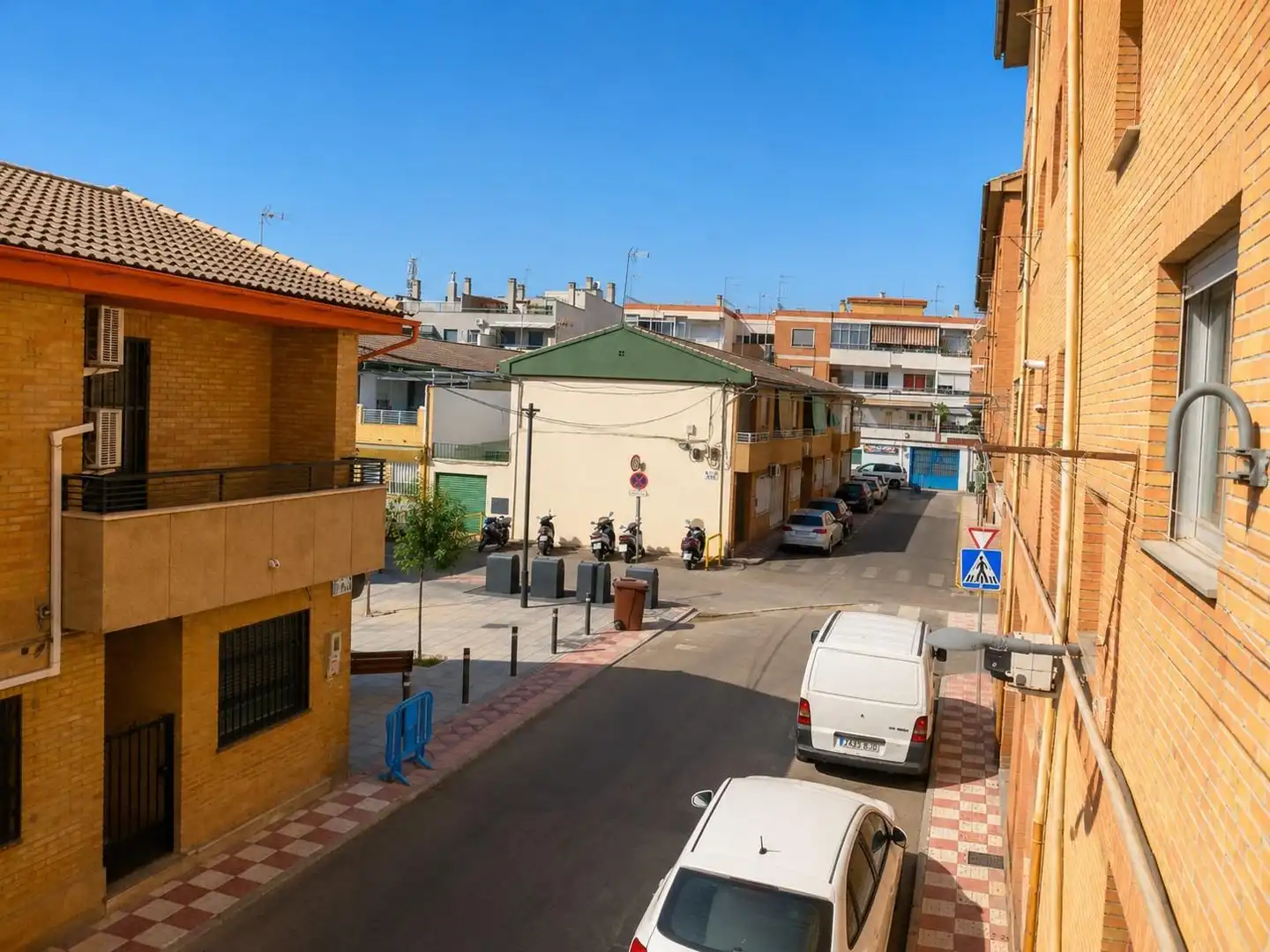 Exterior view of Flat for sale in Armilla