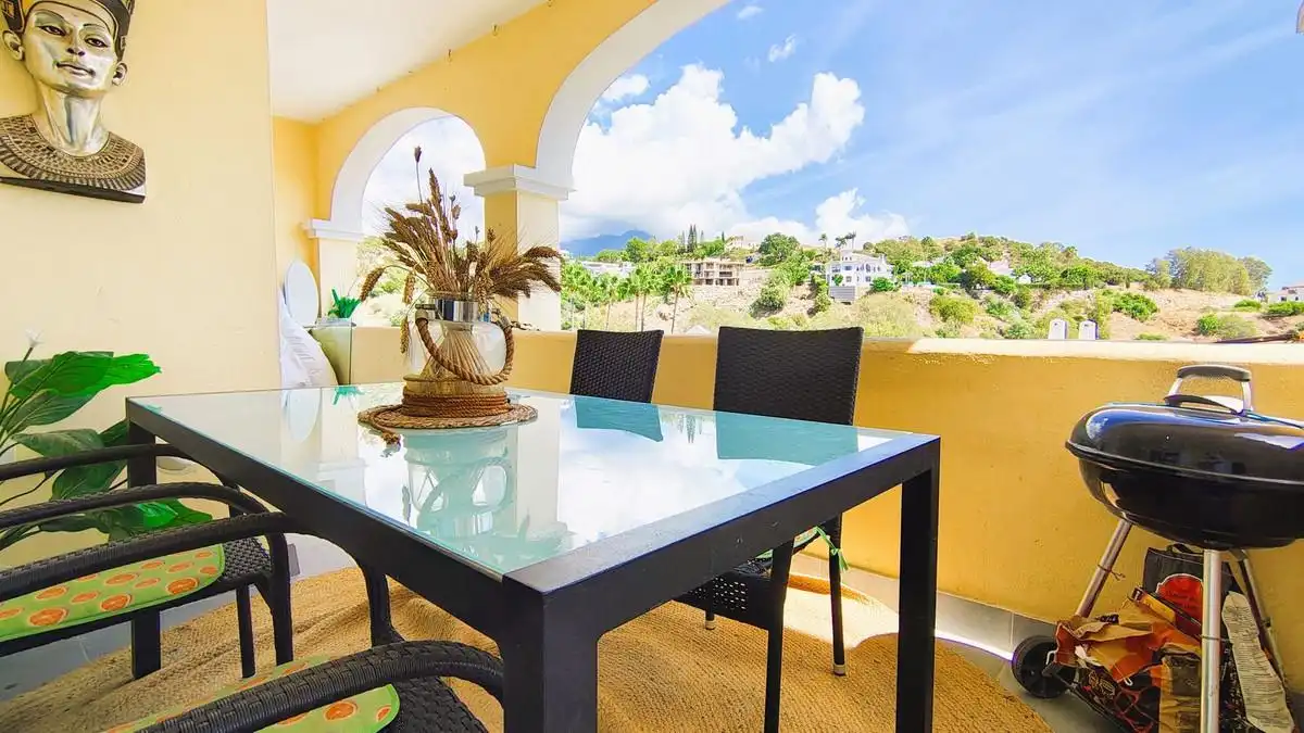 Apartamento con piscina en venta en Calle HERROJO EL 2, imagen 17