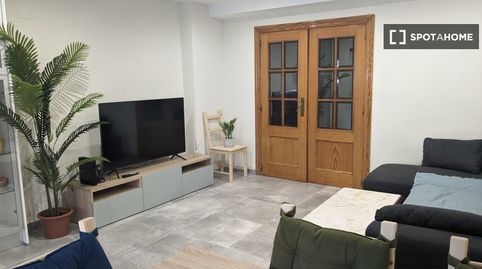 Foto 3 de Piso de alquiler en La Malva-rosa, Valencia Capital