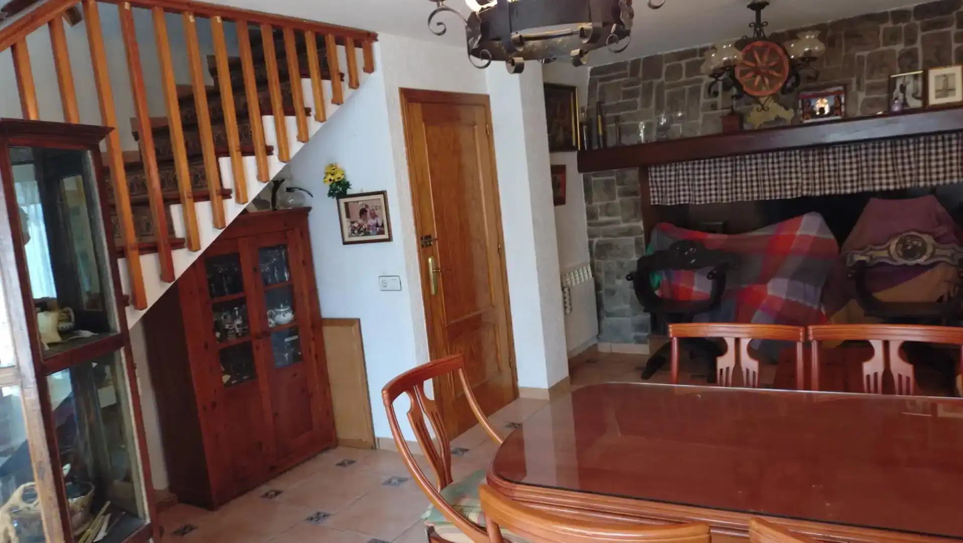 Casa adosada en venda en Castelserás amb Aire condicionat i Balcó