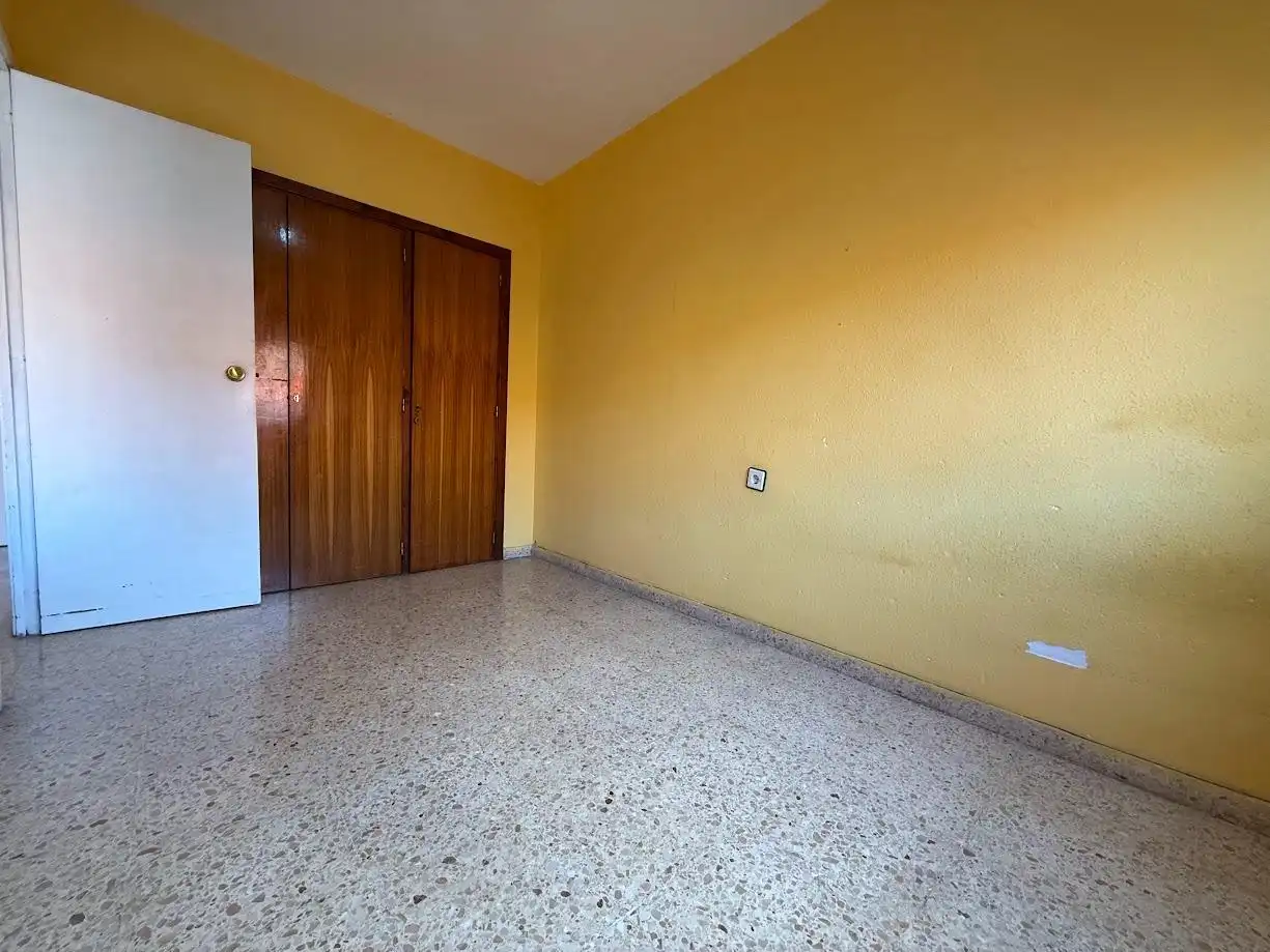 Bedroom of Flat for sale in Cardenal Benlloch