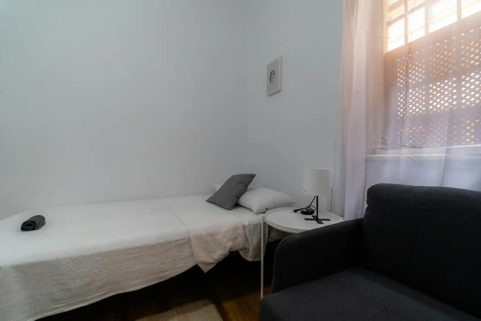 Habitación de Piso para compartir en Sevilla con Lavadora