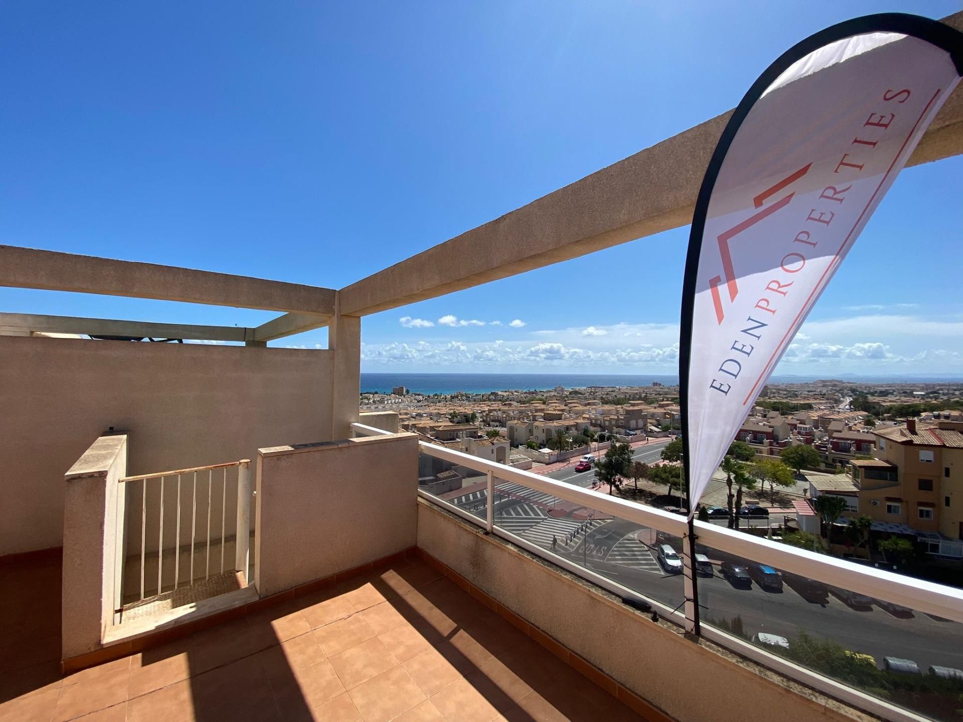 Terrassa de Àtic en venda en Torrevieja amb Aire condicionat, Jardí privat i Terrassa
