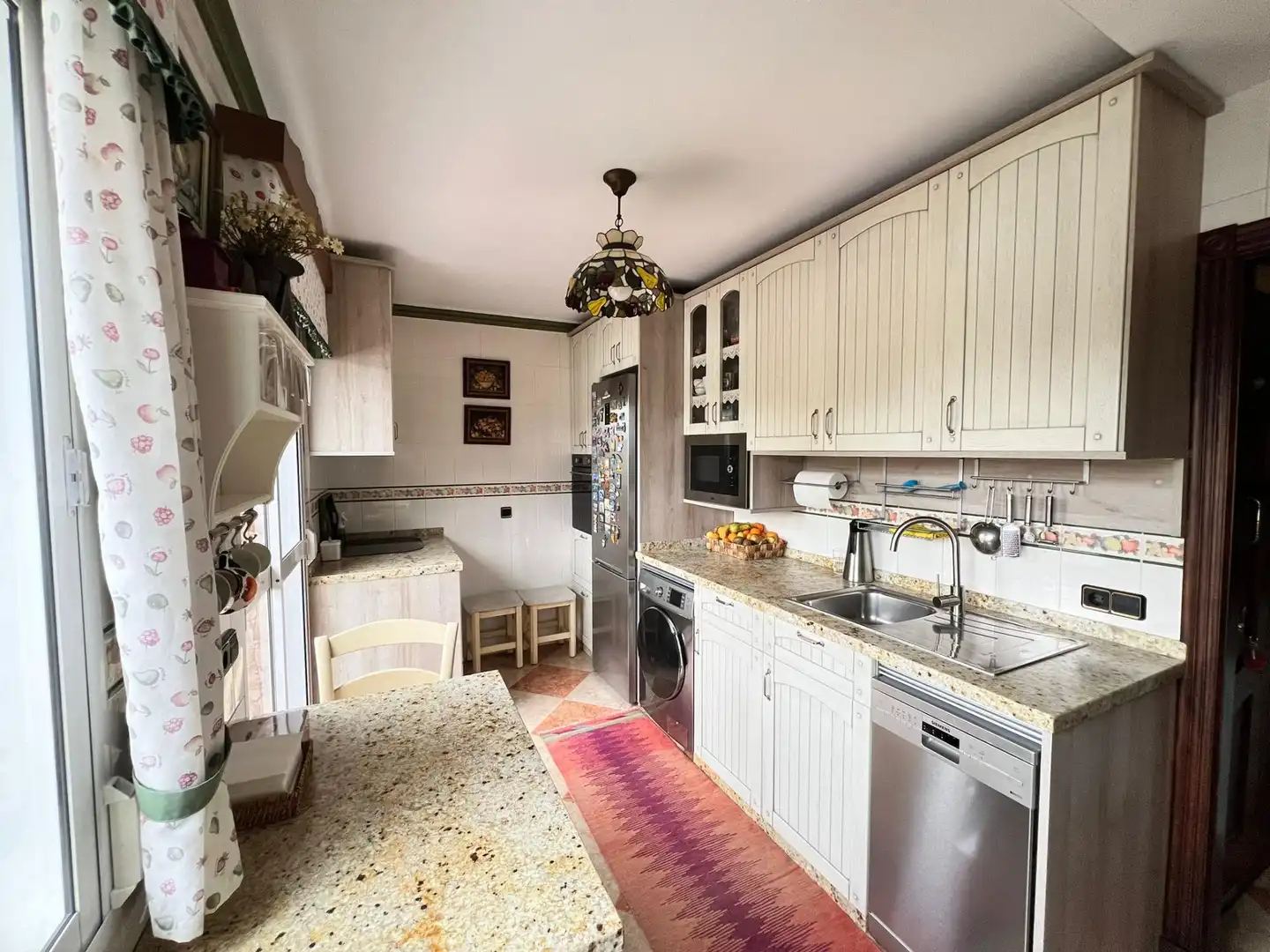 Cuina de Pis en venda en Ubrique amb Aire condicionat i Terrassa