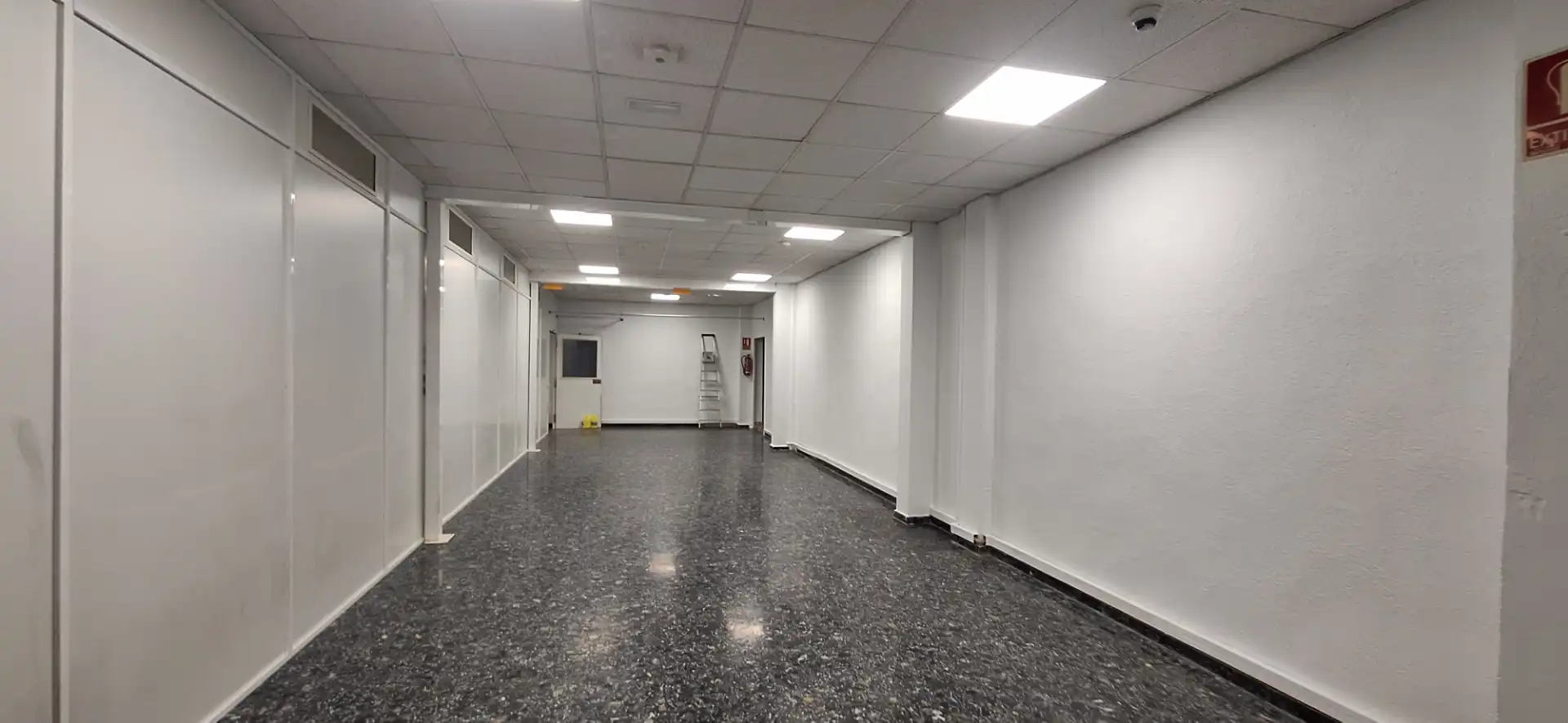 Fabrikhallen zur Miete in Picanya