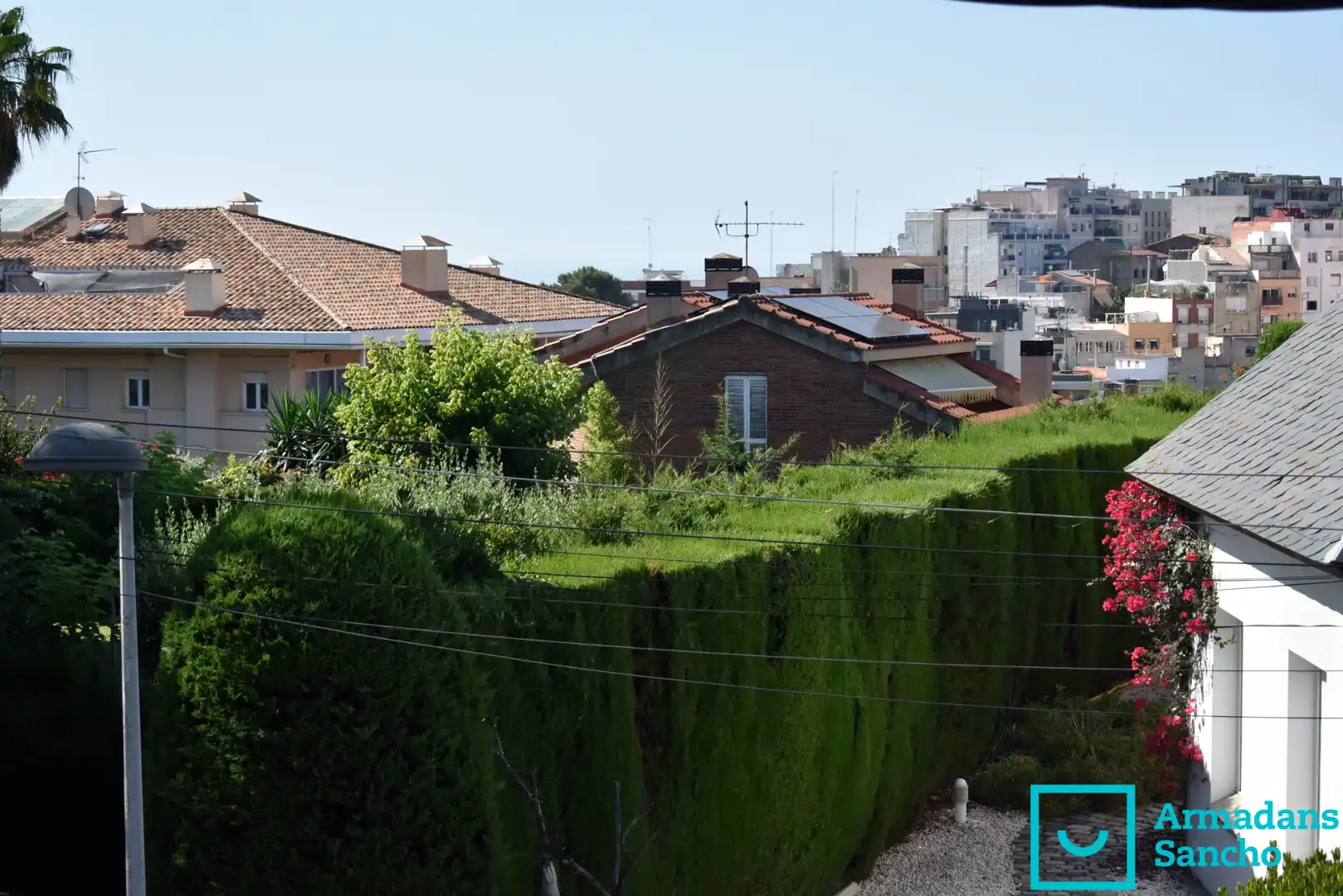 Vista exterior de Piso de alquiler en Tiana con Aire acondicionado, Calefacción y Horno