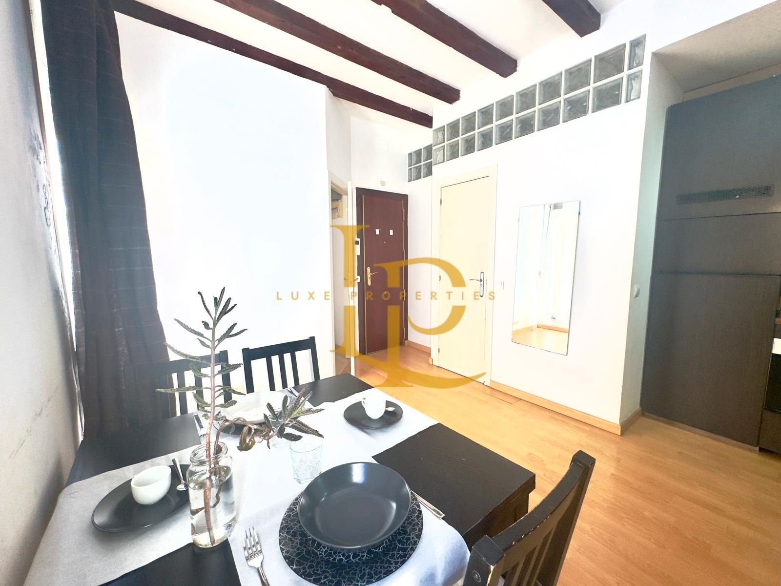 Comedor de Piso en venta en  Barcelona Capital con Aire acondicionado, Calefacción y Parquet