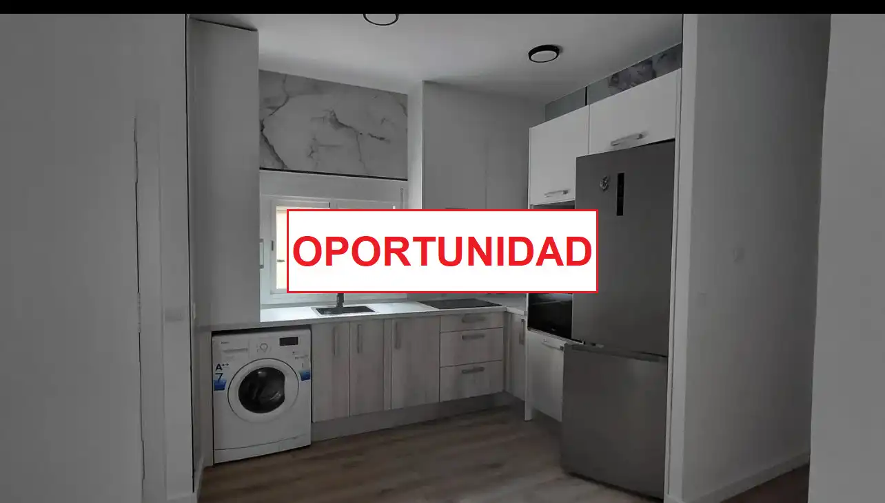 Cocina de Ático en venta en Ciudad Real con Calefacción, Terraza y Amueblado