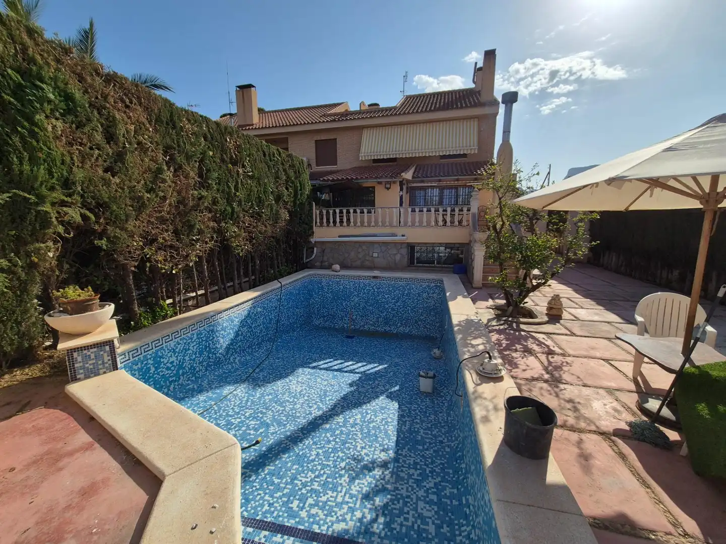 Piscina de Casa o xalet en venda en Petrer amb Calefacció, Jardí privat i Terrassa