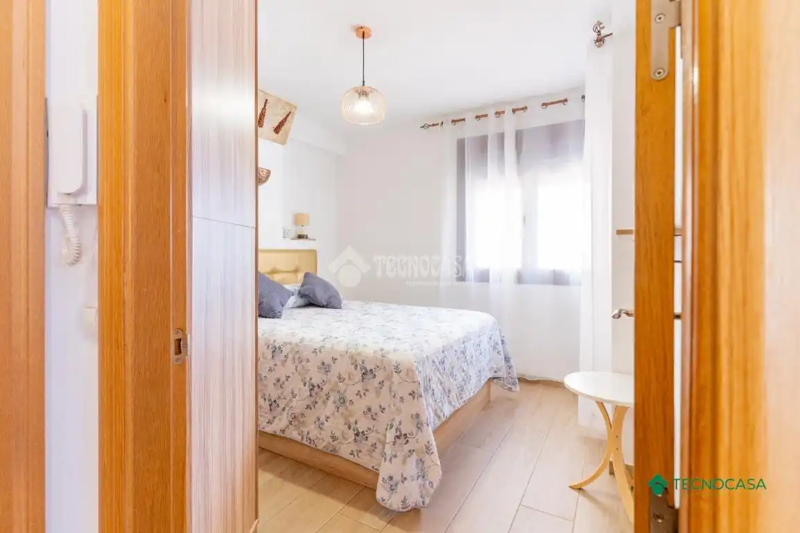 Dormitori de Pis en venda en Roquetas de Mar amb Aire condicionat i Terrassa