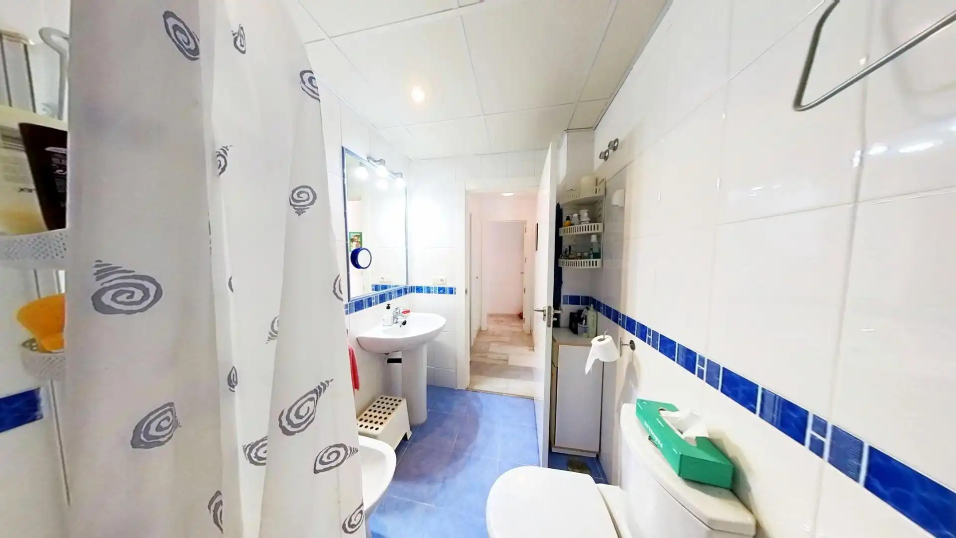 Baño de Piso en venta en Gualchos con Aire acondicionado, Terraza y Trastero
