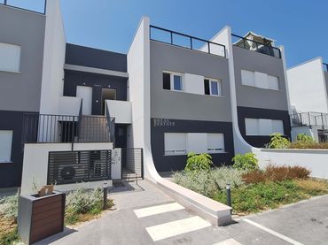 Piso con piscina en venta en Avenida Barcelona