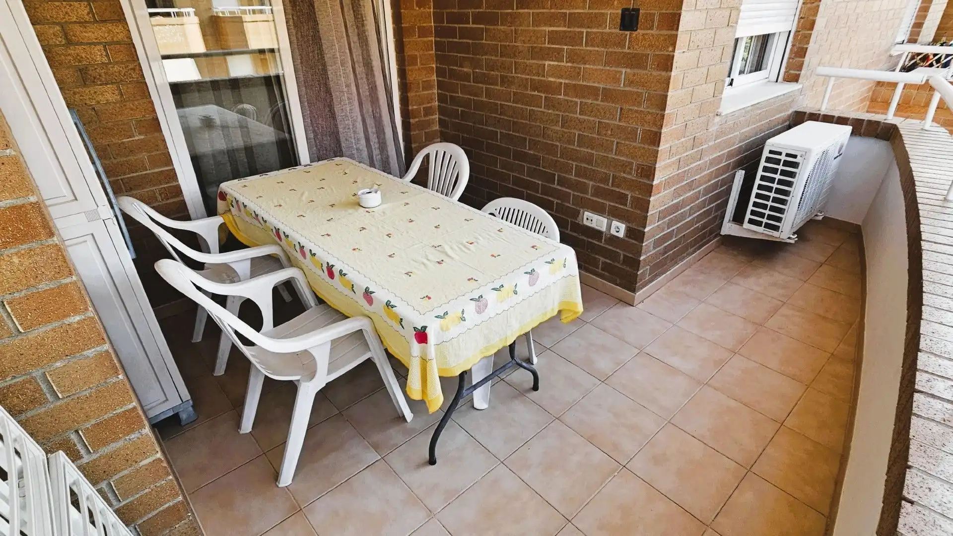 Apartamento con piscina en venta en Amplaries 27, imagen 2