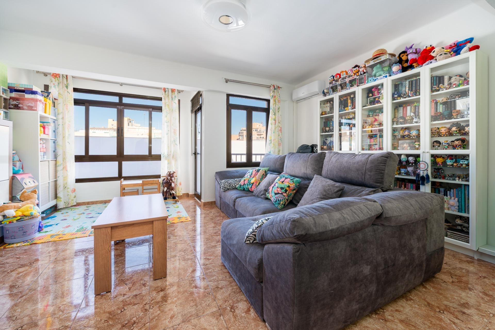 Sala de estar de Piso en venta en  Palma de Mallorca con Balcón