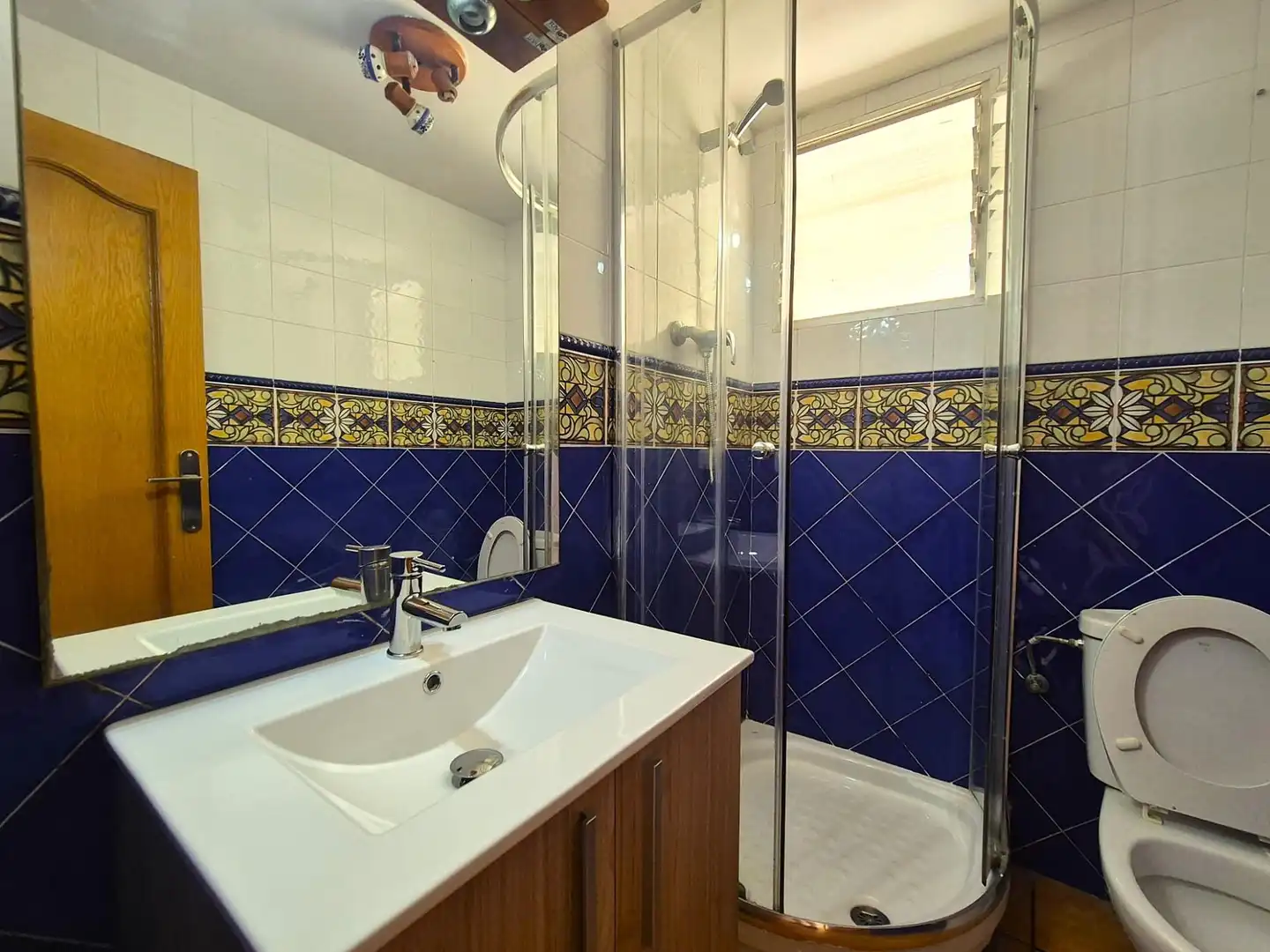 Bathroom of Apartments for sale in Alicante / Alacant  with Balcony