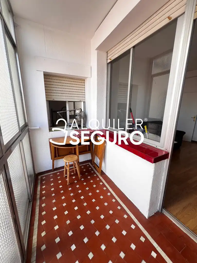 Terraza de Piso de alquiler en Madrid con Calefacción, Terraza y Amueblado
