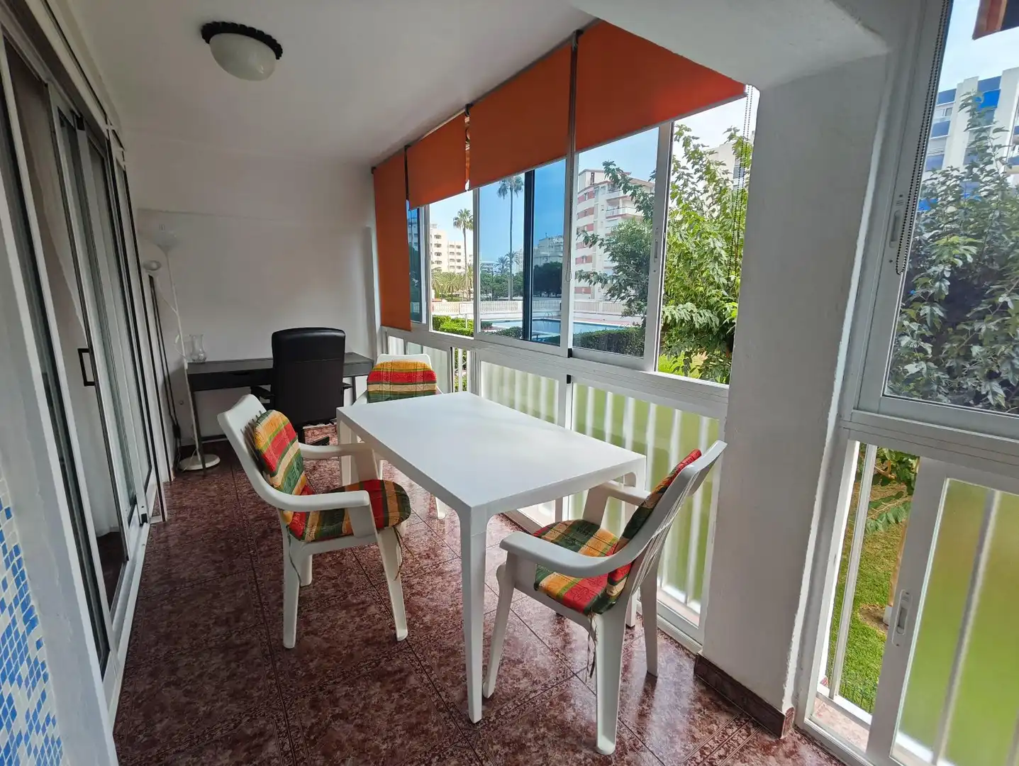 Apartamento con piscina en venta en Playa de Gandia, imagen 4