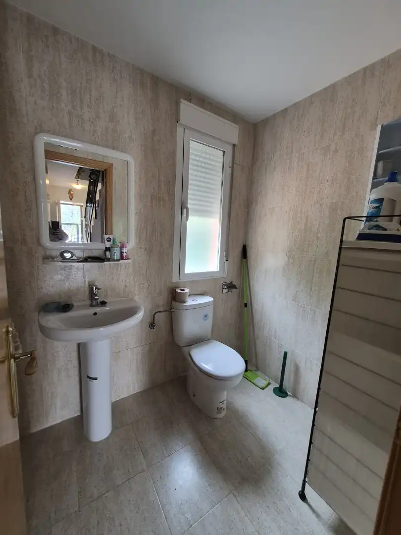 Baño de Casa adosada en venta en Almoguera con Amueblado