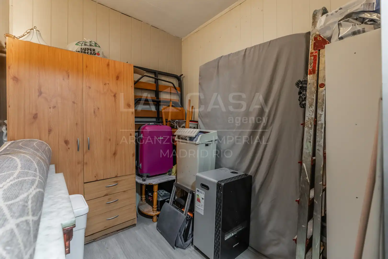 Piso en venta en Madrid con Balcón