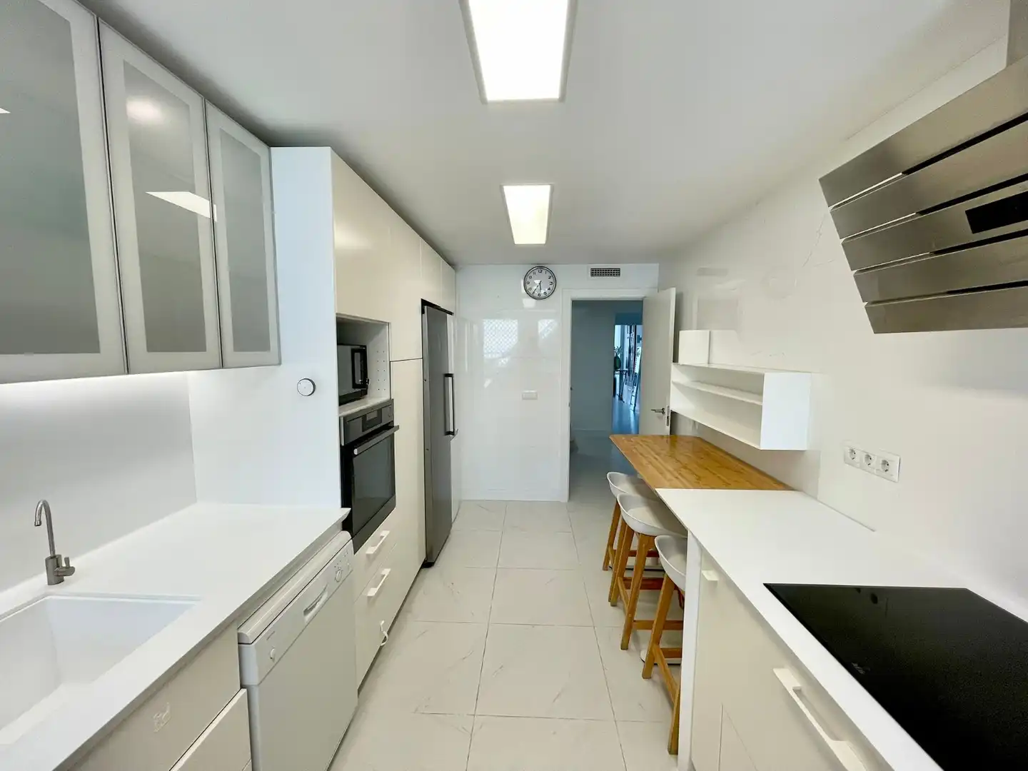 Cocina de Dúplex de alquiler en Marbella con Aire acondicionado, Terraza y Amueblado