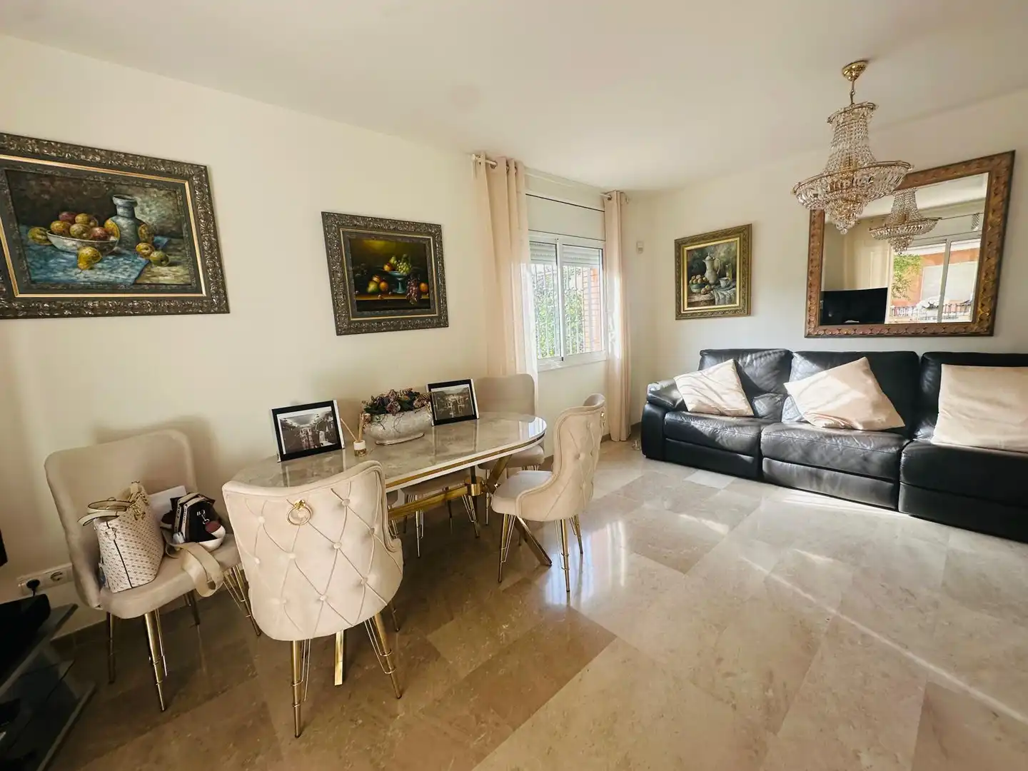 Sala d'estar de Casa o xalet en venda en Cambrils amb Aire condicionat, Calefacció i Jardí privat