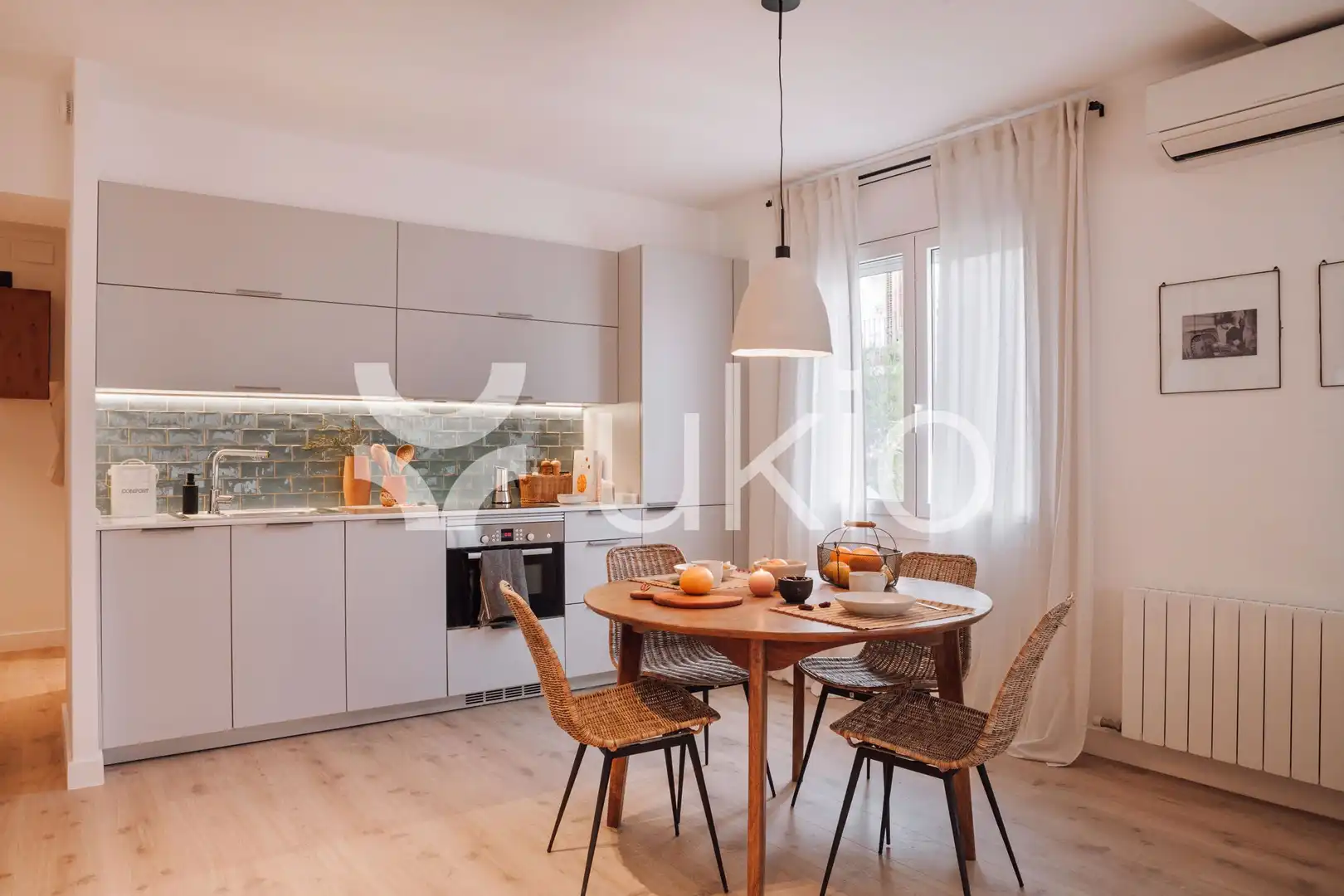 Kitchen of Apartments for rent in Barcelona  with Air Conditioner, Furnished and Oven