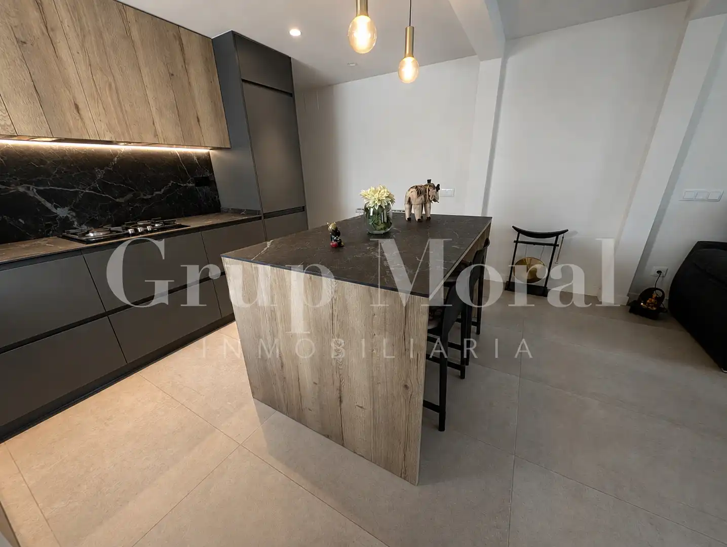 Kitchen of Flat for sale in Reus  with Air Conditioner, Heating and Balcony