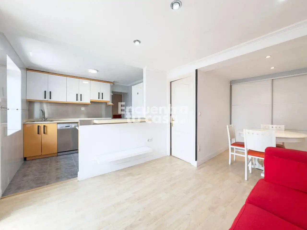Cocina de Piso en venta en Hondarribia con Calefacción, Terraza y Trastero