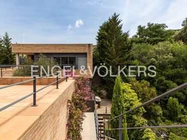 Casa con balcón en venta en La Floresta