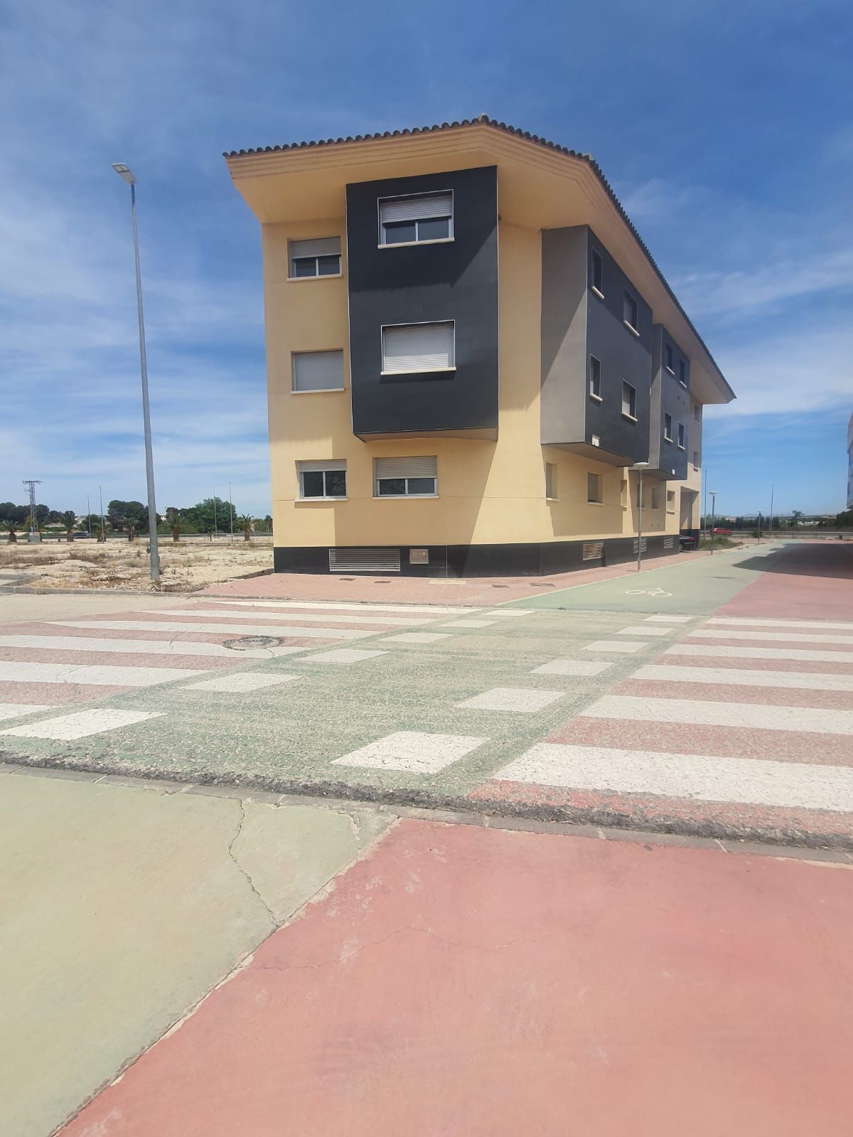 Edifici en venda a Ceutí