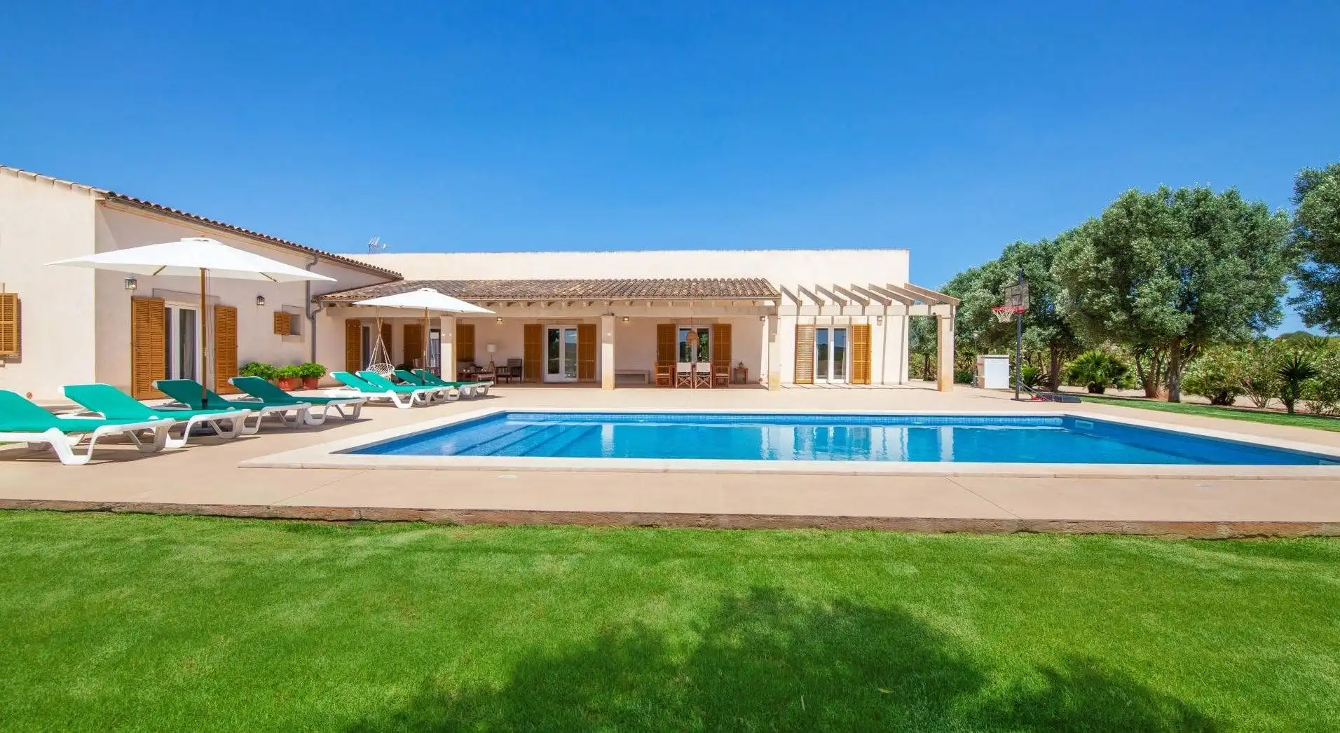 Villa con piscina in vendita a Zona Rústica - Interior