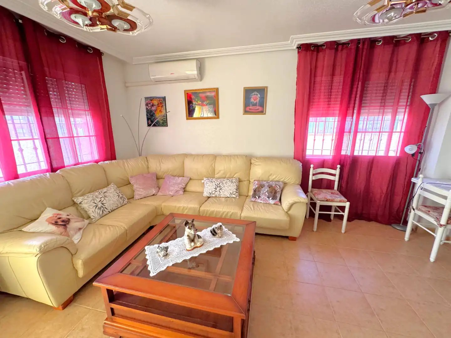 Sala de estar de Casa o chalet en venta en San Pedro del Pinatar con Aire acondicionado, Terraza y Amueblado