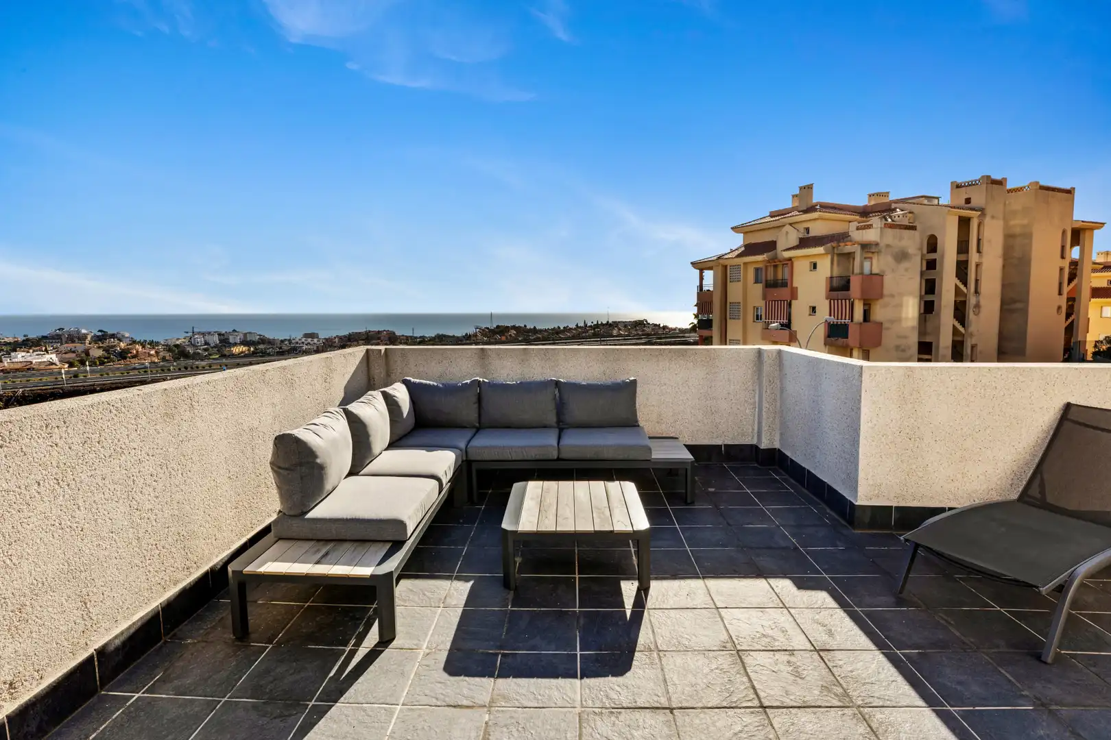 Terrasse von Dachboden zum Verkauf in Mijas mit Klimaanlage, Heizung und Terrasse