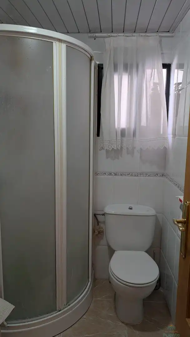 Baño de Ático en venta en Totana con Aire acondicionado, Terraza y Trastero