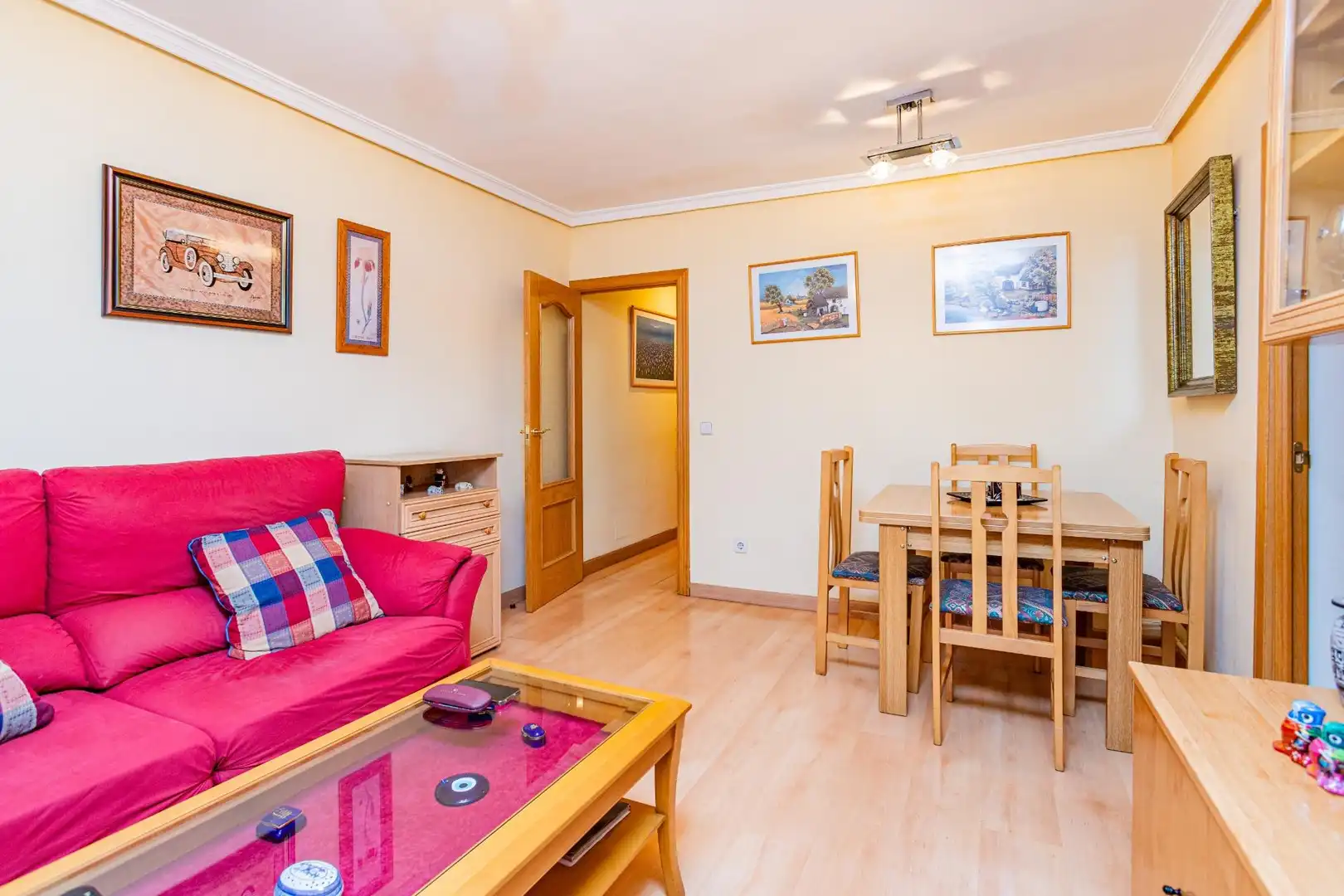 Living room of Ground floor for sale in Madrid  with Heating and Furnished