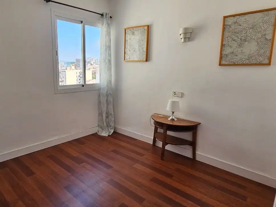 Penthouse mit Aufzug zur Miete in Carrer de Milà 10, imagen 3
