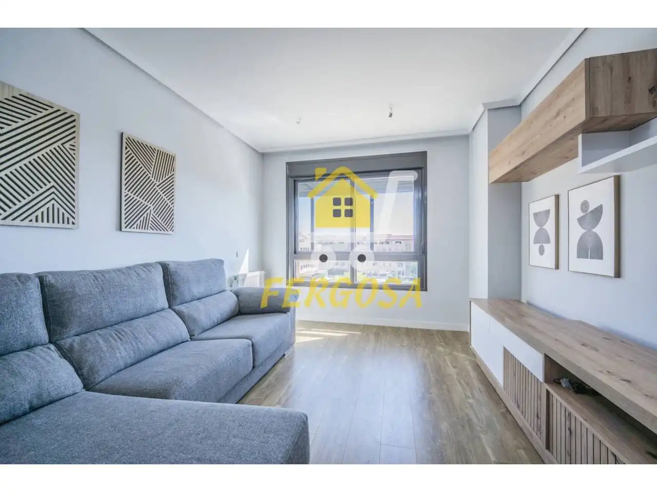 Sala de estar de Piso en venta en Navalcarnero con Aire acondicionado, Calefacción y Piscina comunitaria