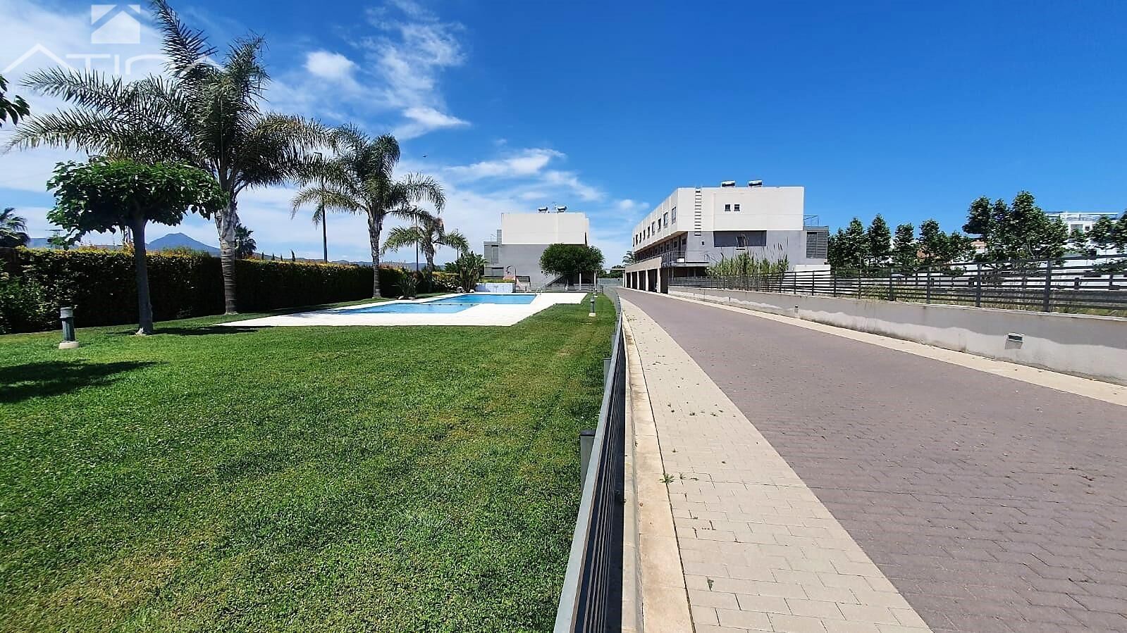 Swimming pool of Duplex for sale in Daimús  with Air Conditioner, Heating and Private garden