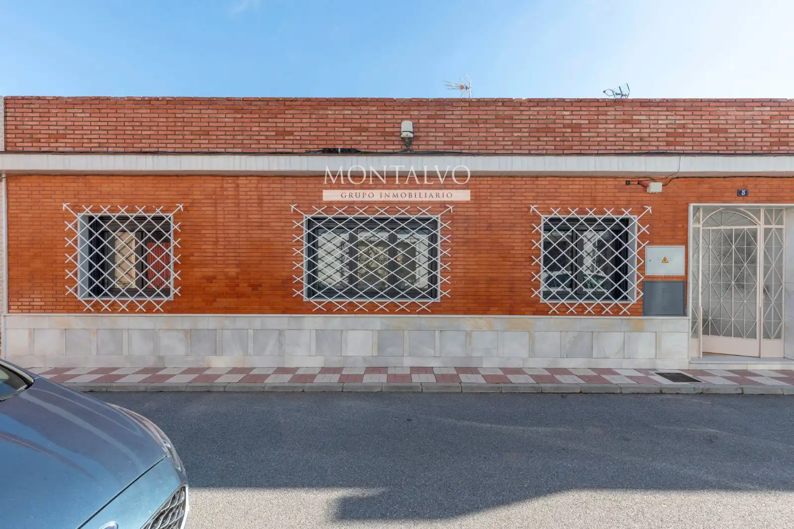 Vista exterior de Casa adosada en venta en Albolote