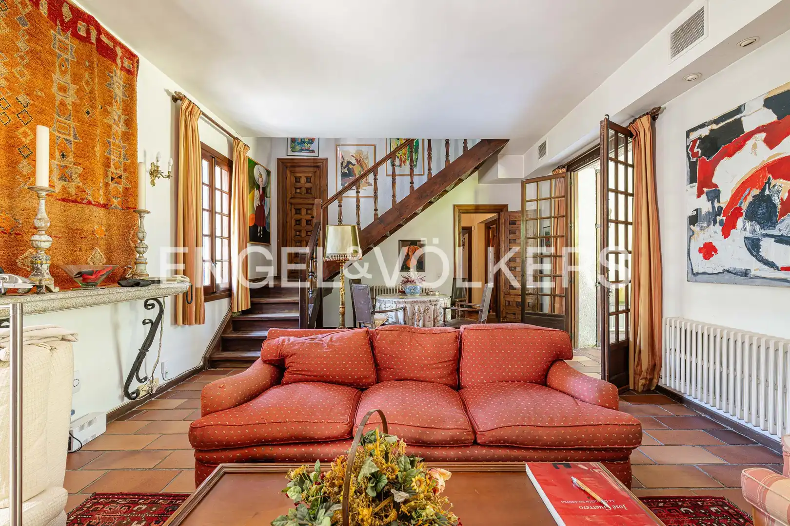 Sala de estar de Casa o chalet en venta en Pozuelo de Alarcón con Calefacción, Jardín privado y Piscina