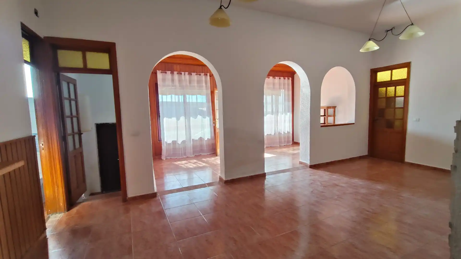 Einfamilien-Reihenhaus zum Verkauf in Güímar mit Privatgarten, Terrasse und Abstellraum