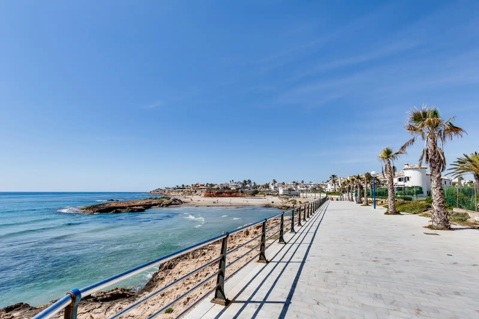 Vista exterior de Casa o chalet en venta en Orihuela con Aire acondicionado, Calefacción y Jardín privado