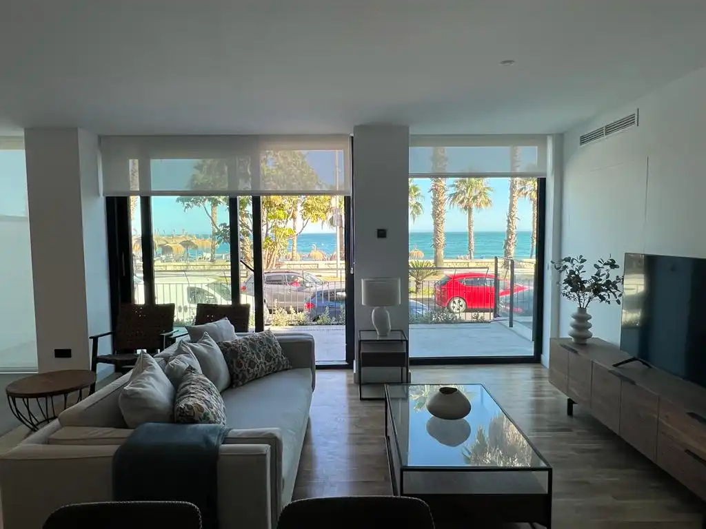 Wohnzimmer von Wohnung zur Miete in Málaga mit Klimaanlage, Heizung und Privatgarten
