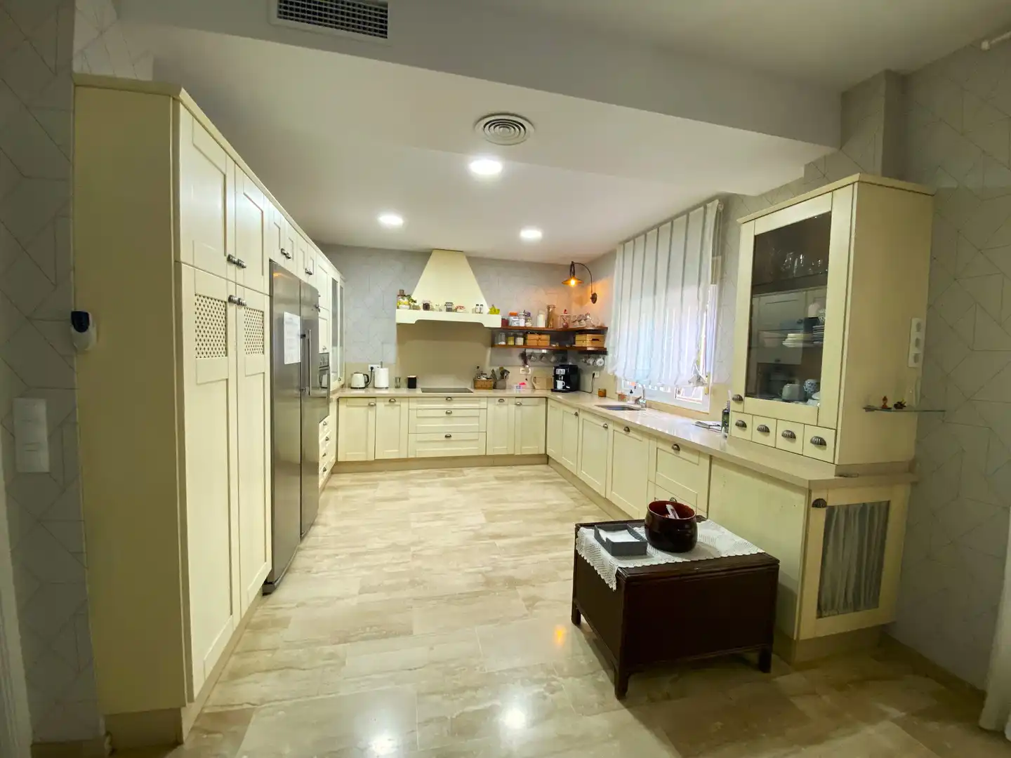 Cocina de Casa o chalet en venta en Dos Hermanas con Aire acondicionado, Jardín privado y Terraza