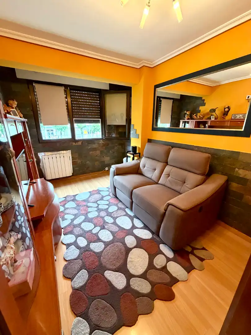 Living room of Flat for sale in Barakaldo   with Heating and Furnished