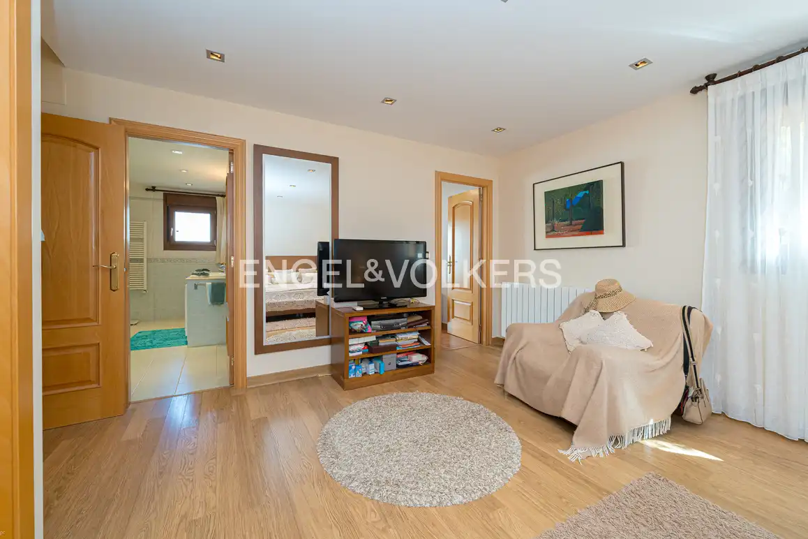 Sala de estar de Casa o chalet en venta en Benidorm con Aire acondicionado, Jardín privado y Piscina