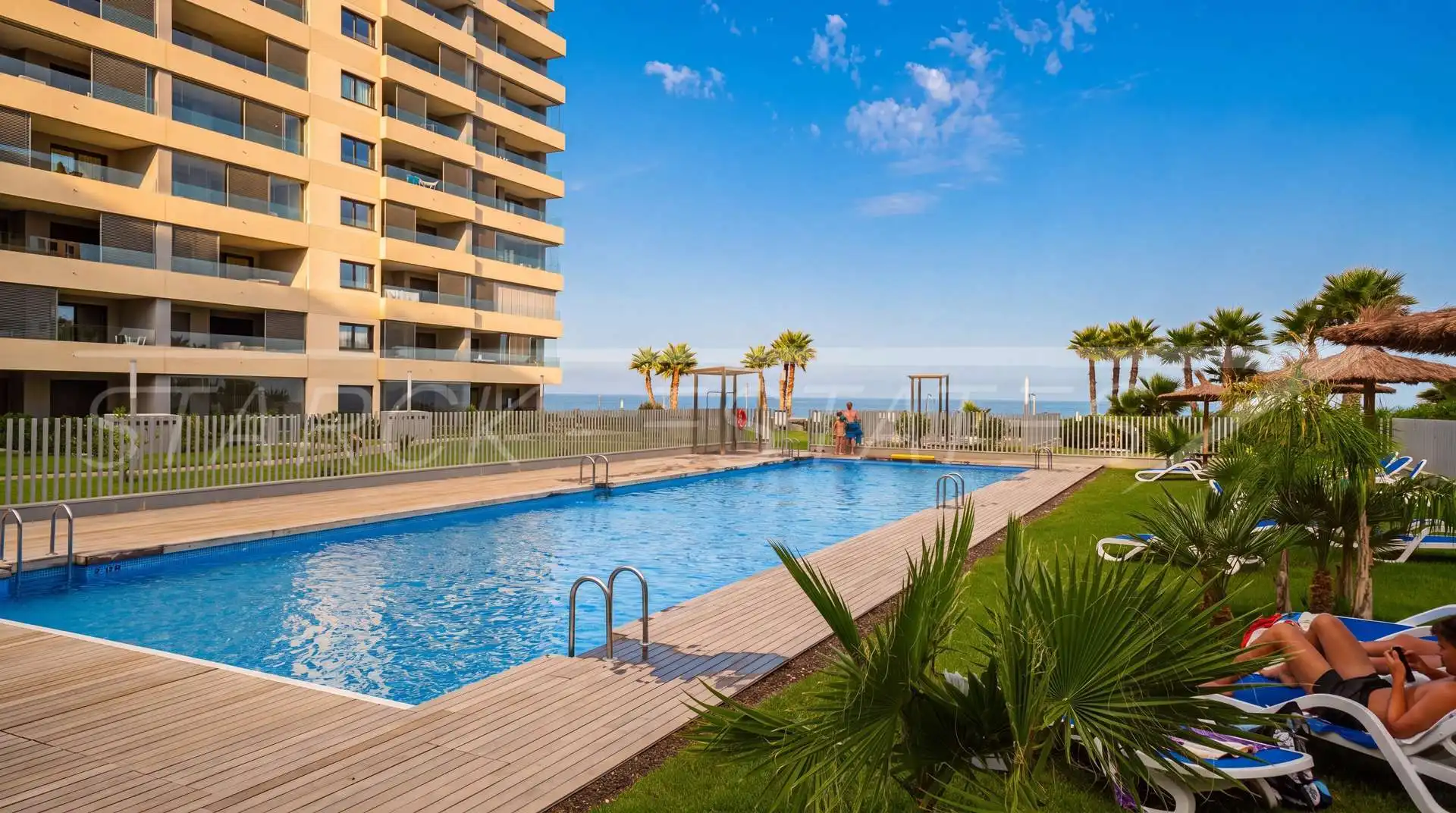 Piscina de Apartament en venda en Orihuela amb Aire condicionat, Jardí privat i Piscina